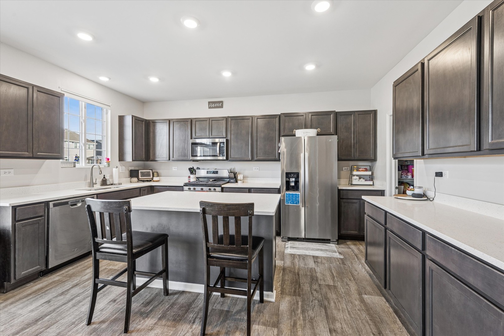 1826 Peyton Terrace, Shorewood, IL 60404