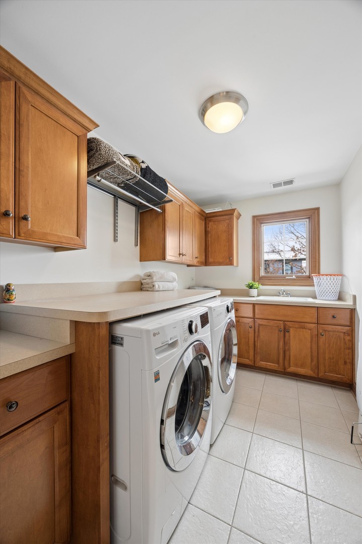 4146 Garden Avenue, Western Springs, IL 60558