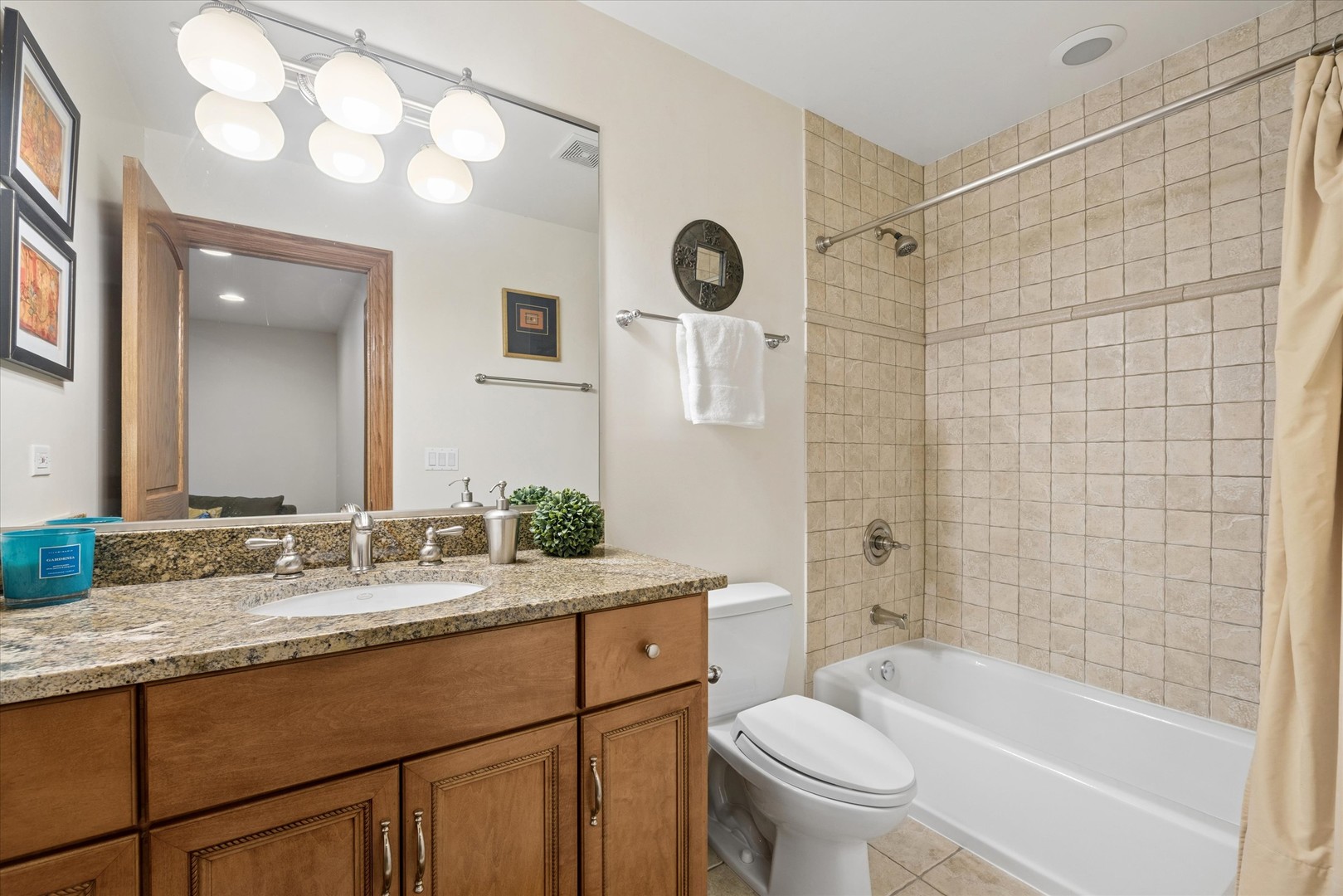 4146 Garden Avenue, Western Springs, IL 60558