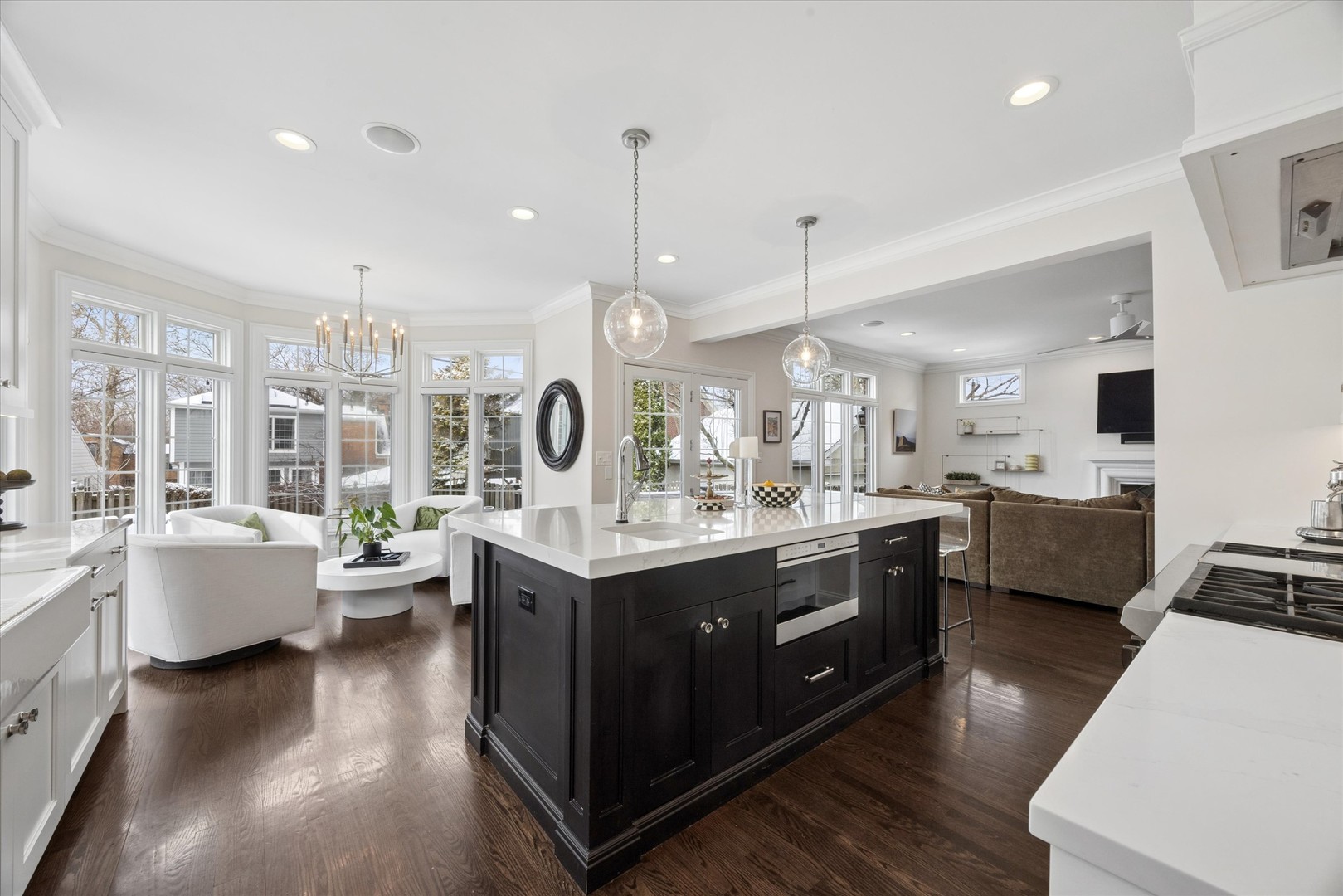 4146 Garden Avenue, Western Springs, IL 60558