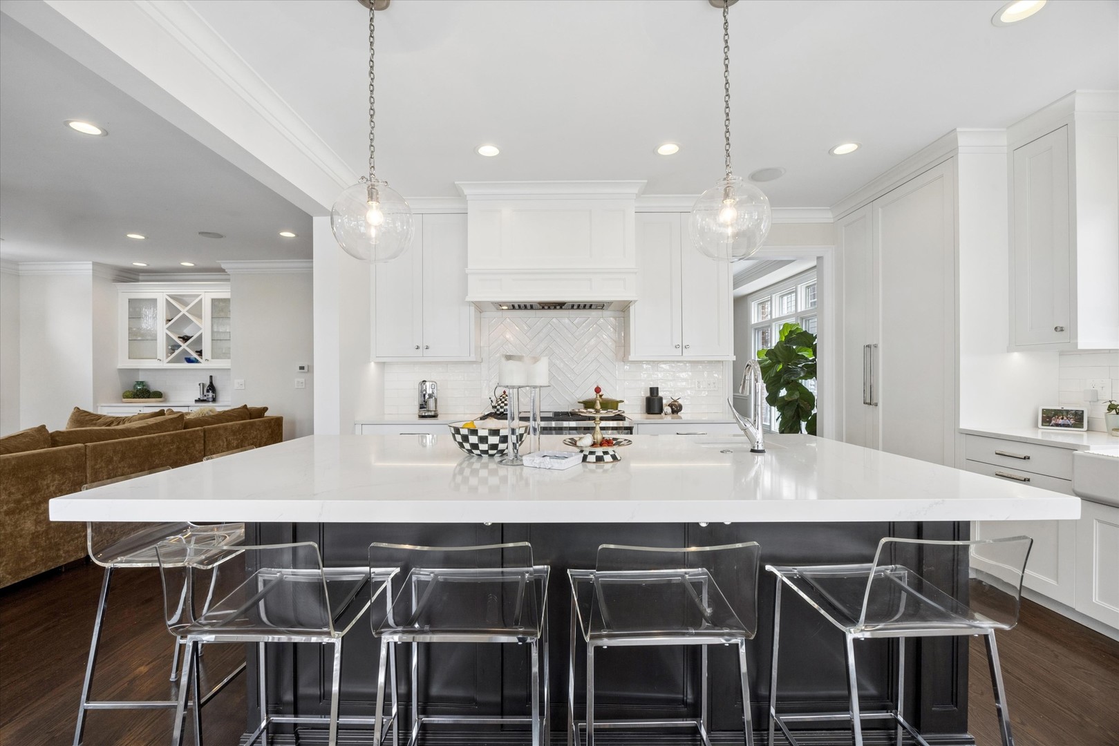 4146 Garden Avenue, Western Springs, IL 60558