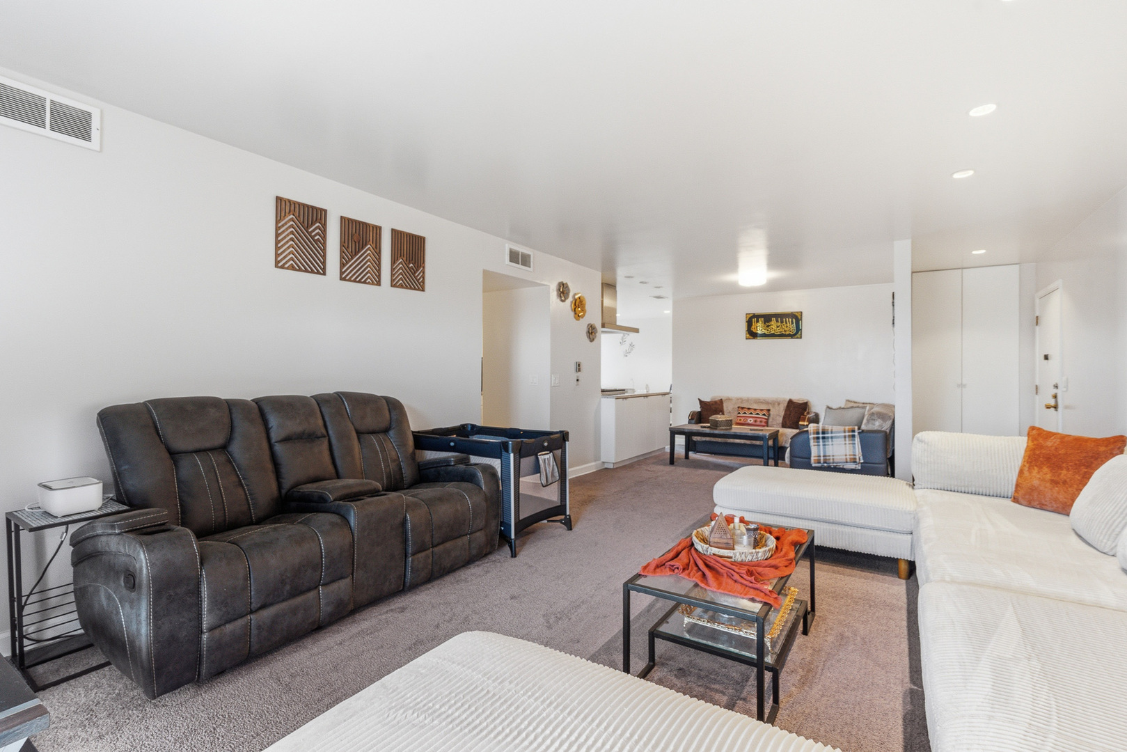 720 Wellington Avenue #405, Elk Grove Village, IL 60007