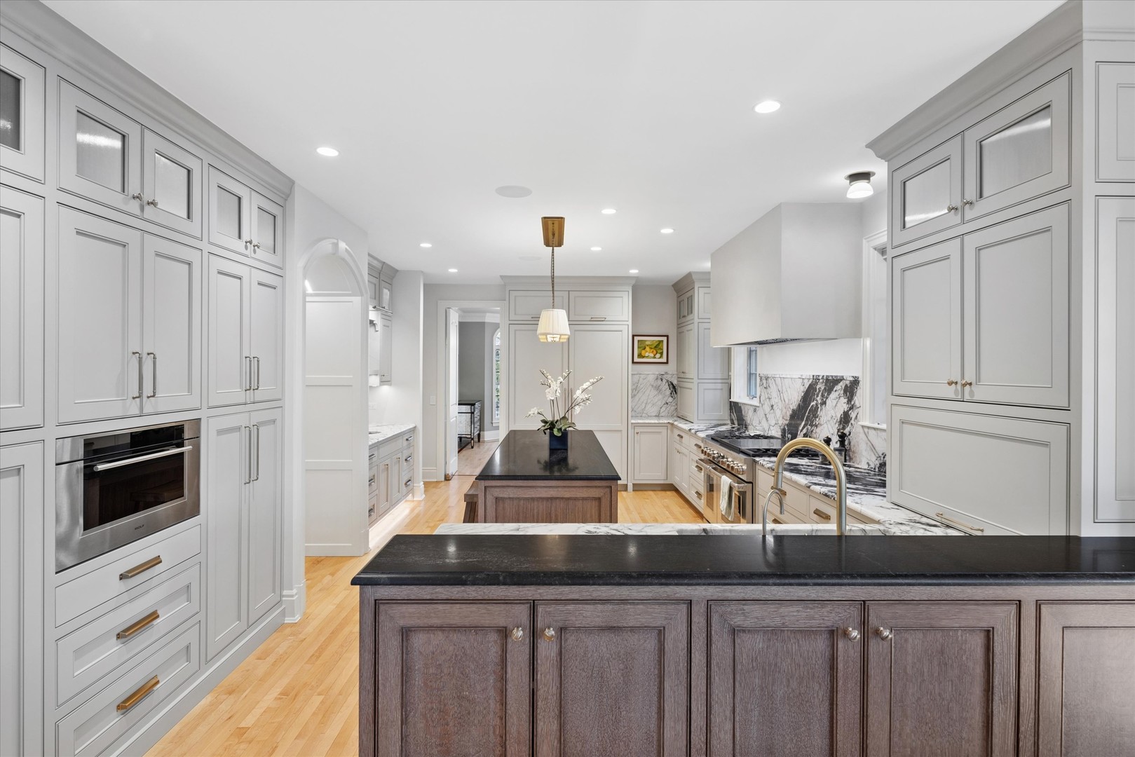 646 Riford Road, Glen Ellyn, IL 60137