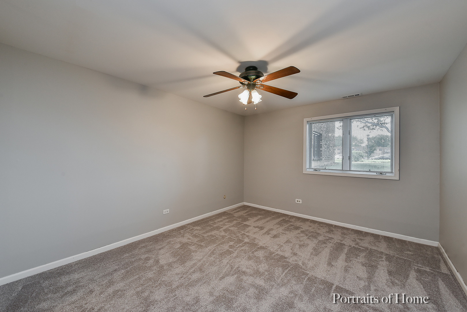 1462 Stonebridge Circle #F4, Wheaton, IL 60189