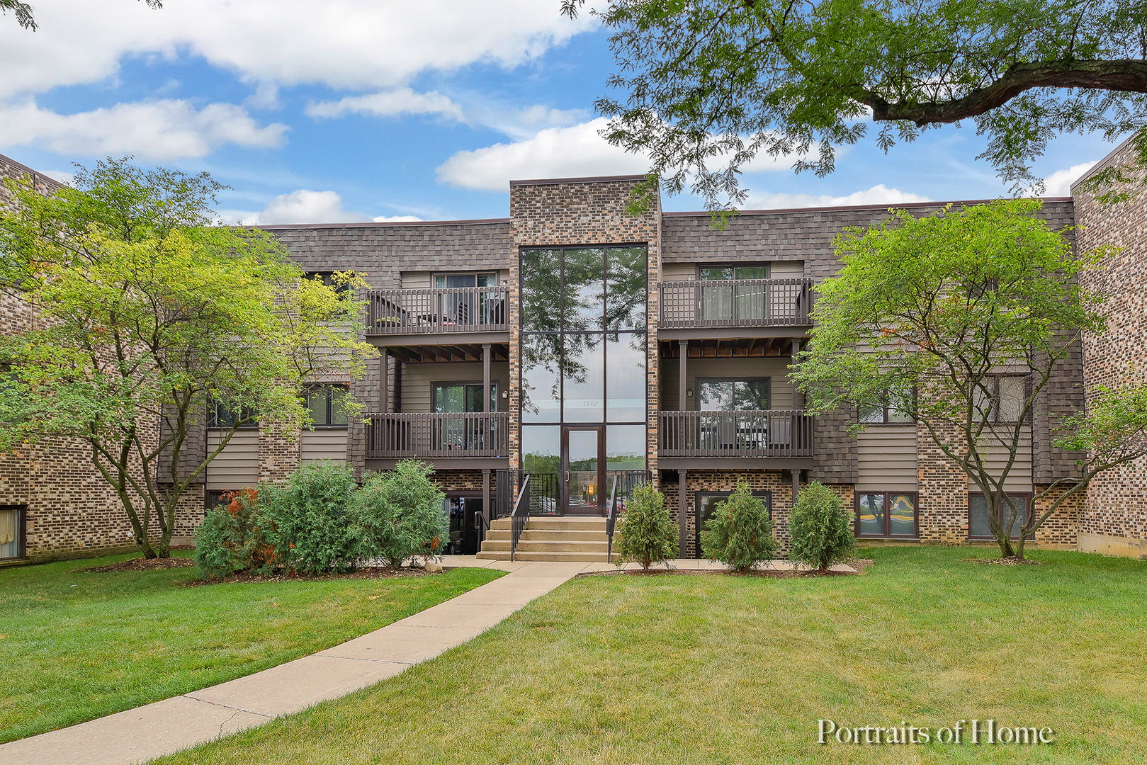 1462 Stonebridge Circle #F4, Wheaton, IL 60189