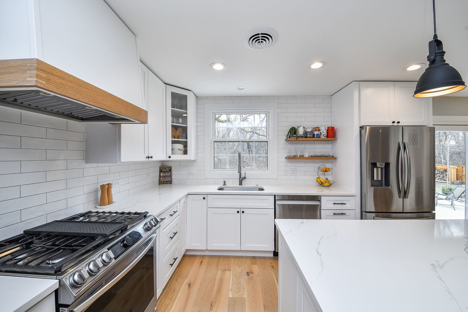 3N556 Woodland Avenue, West Chicago, IL 60185