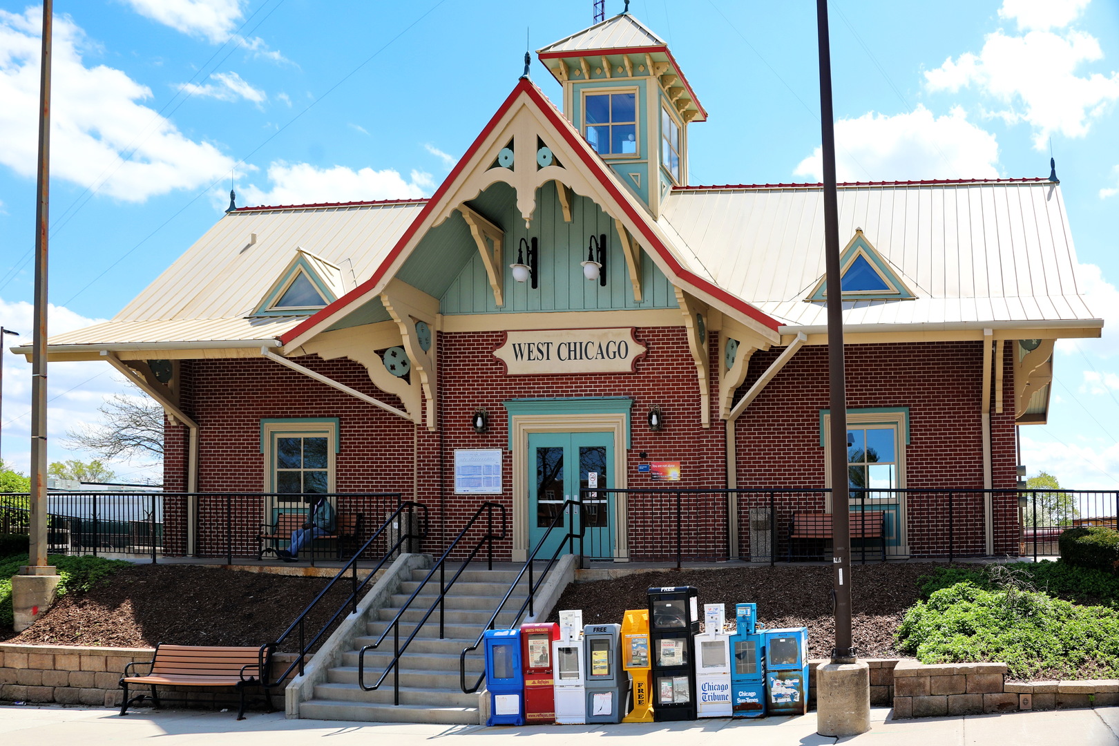 3N556 Woodland Avenue, West Chicago, IL 60185