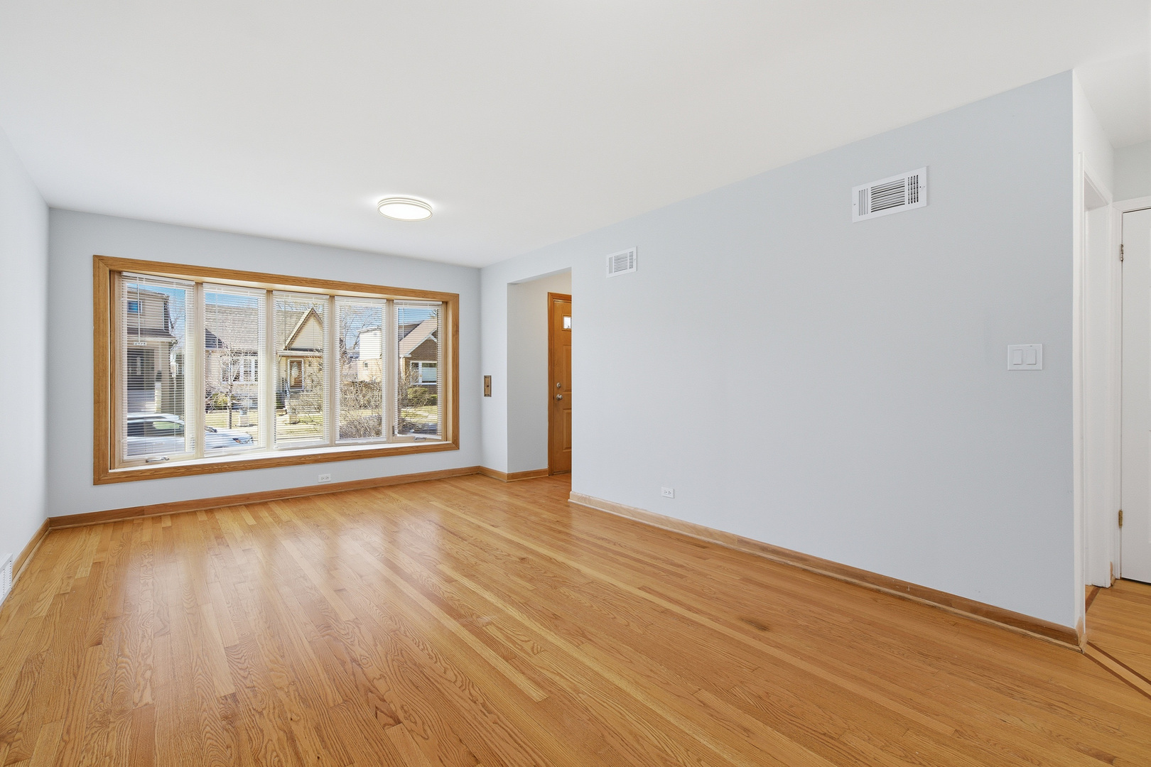 2929 N 74th Court, Elmwood Park, IL 60707