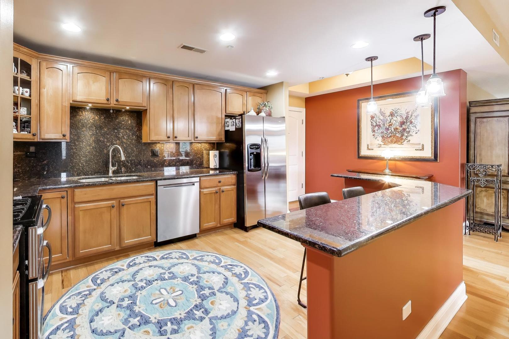 1200 N Foxdale Drive #100, Addison, IL 60101