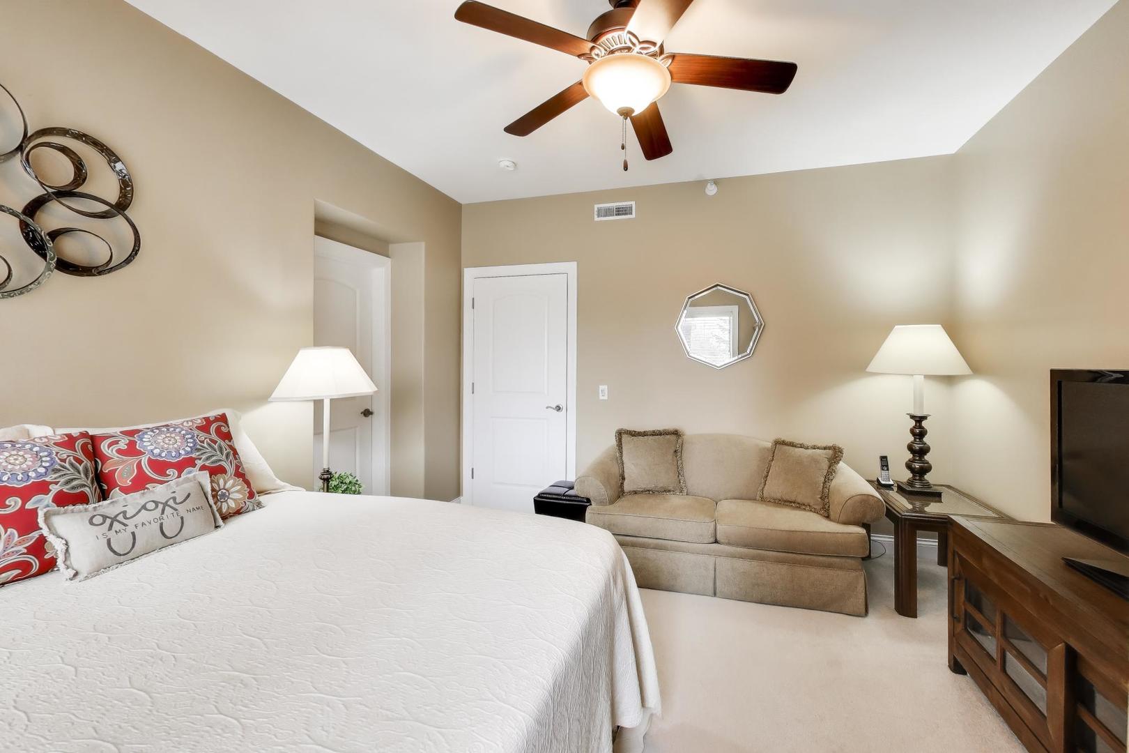 1200 N Foxdale Drive #100, Addison, IL 60101