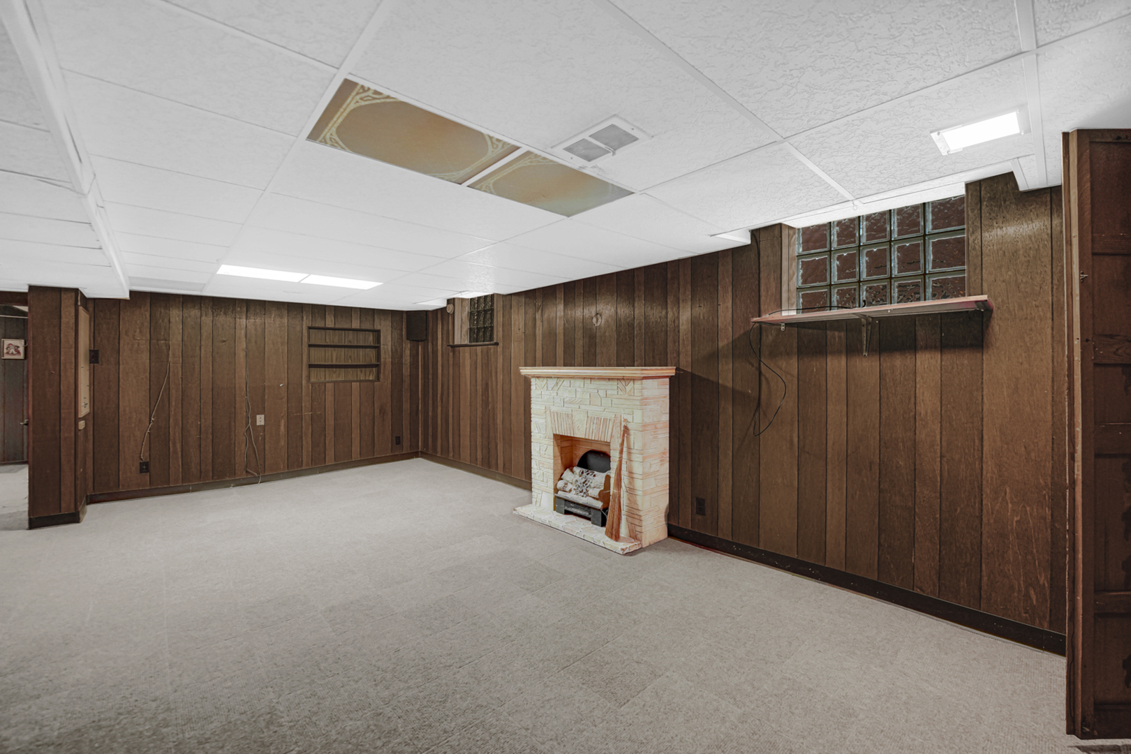 5235 S Monitor Avenue, Chicago, IL 60638