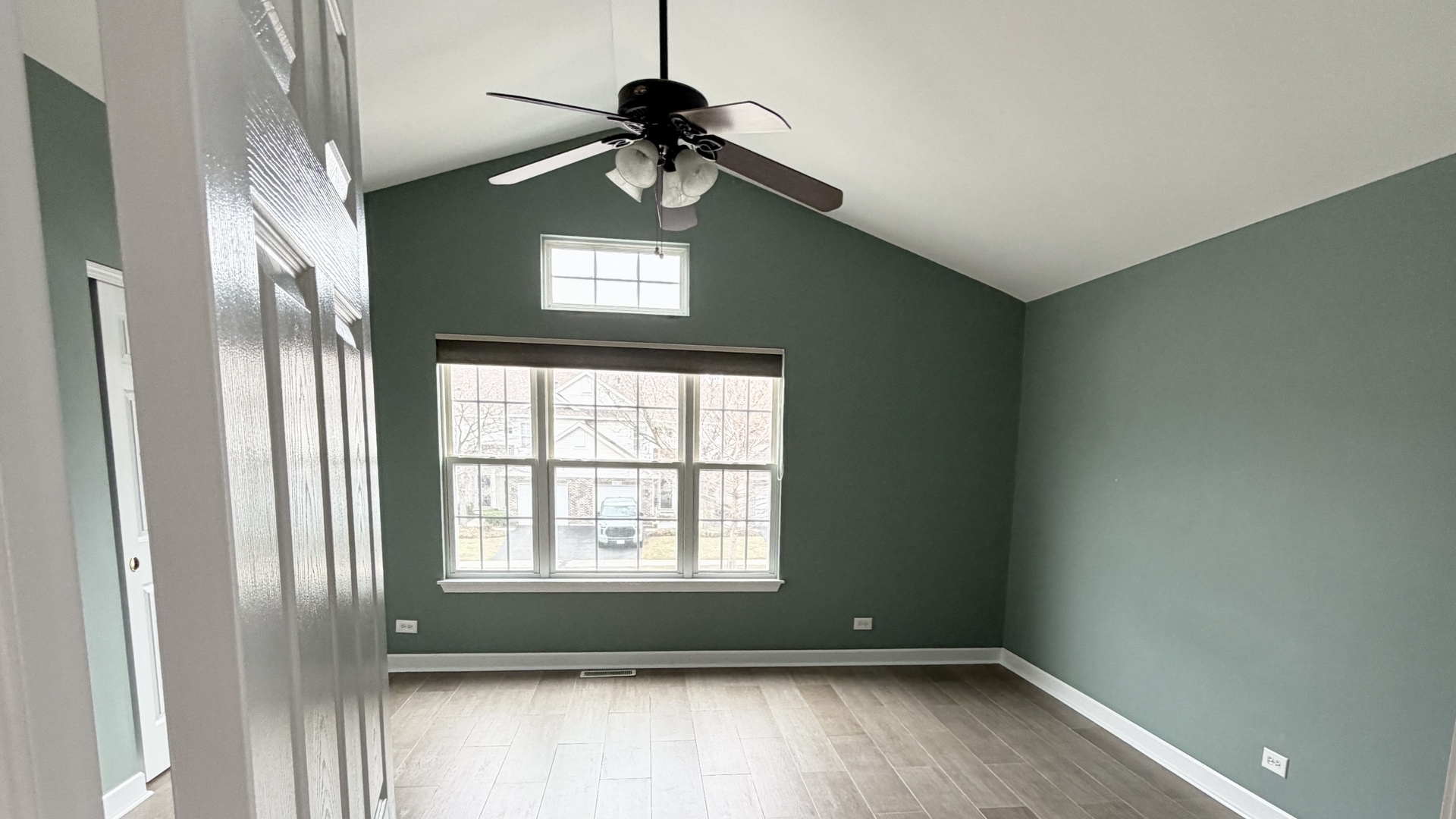 3015 Kentshire Circle, Naperville, IL 60564