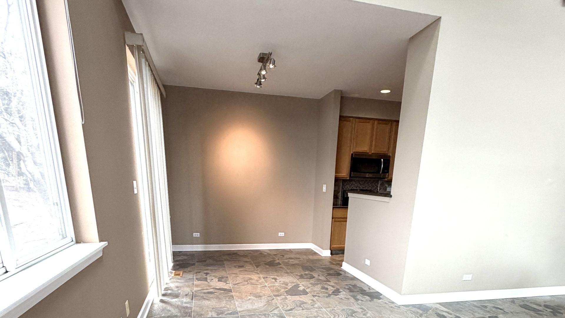 3015 Kentshire Circle, Naperville, IL 60564