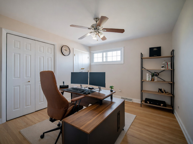 9133 S Meade Avenue, Oak Lawn, IL 60453