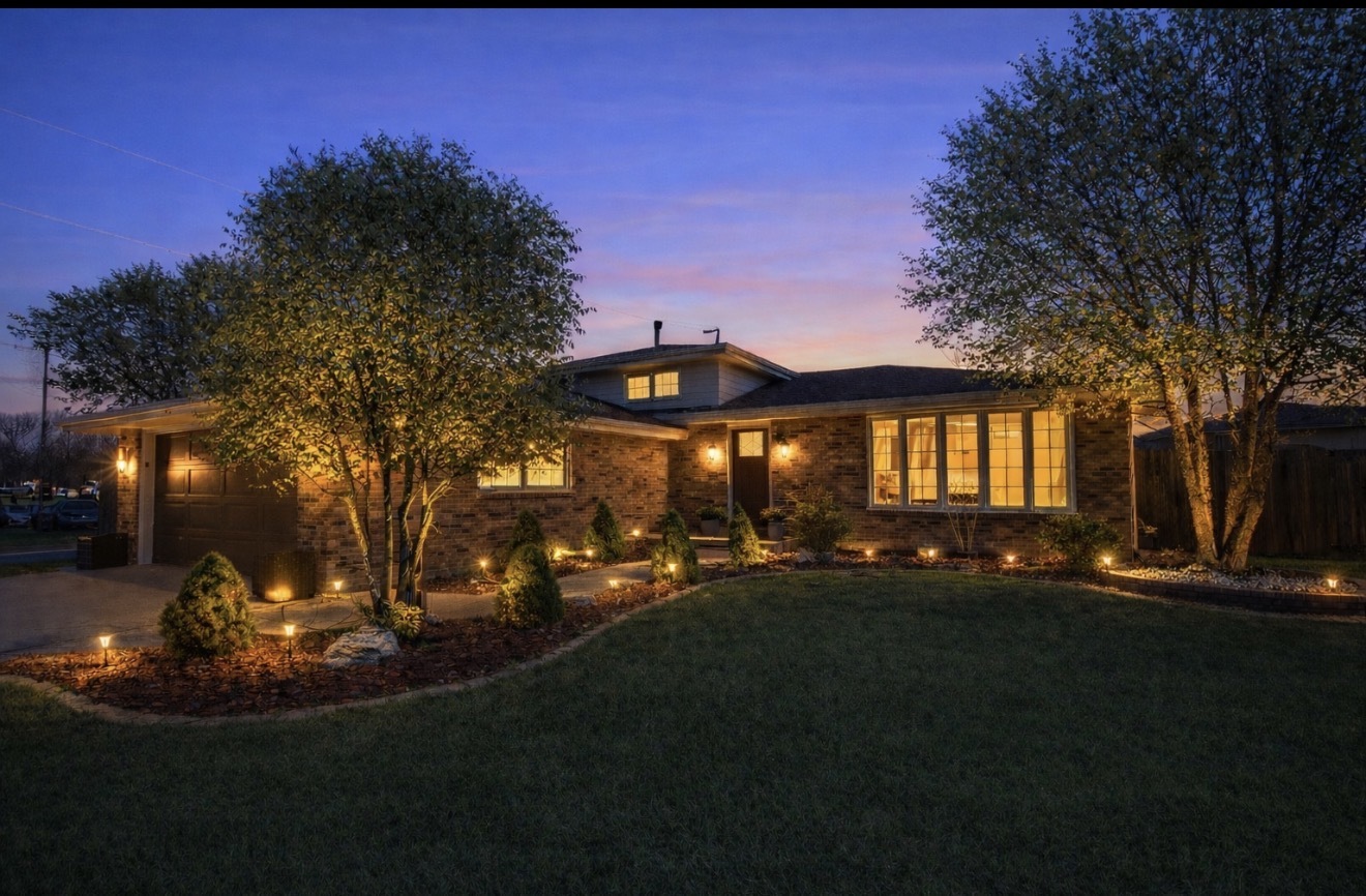 9133 S Meade Avenue, Oak Lawn, IL 60453