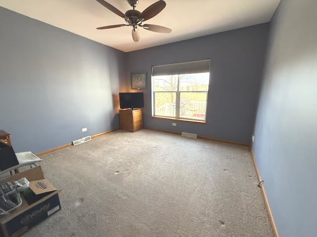 76 ROCKING HORSE Lane, Grayslake, IL 60046