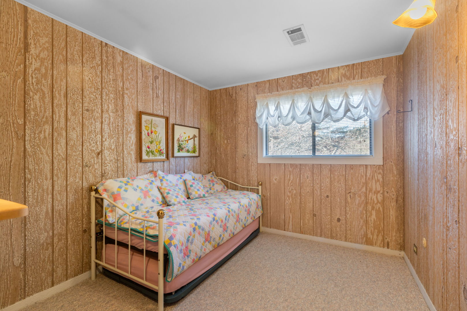 49 Oak Hill Colony #12, Fox Lake, IL 60020