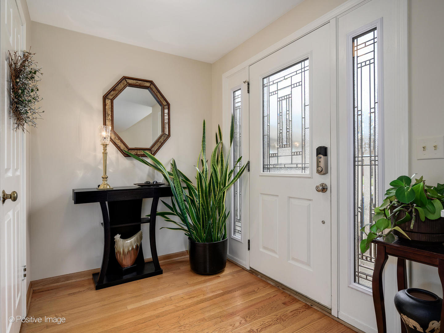 1327 Shagbark Lane, Wheaton, IL 60187