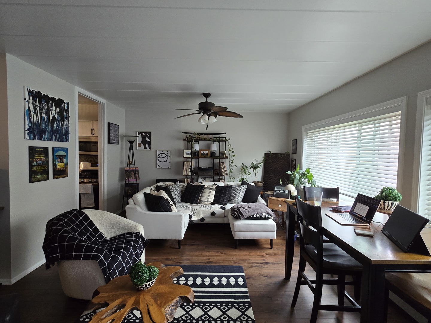 1139 Leavitt Avenue #203, Flossmoor, IL 60422