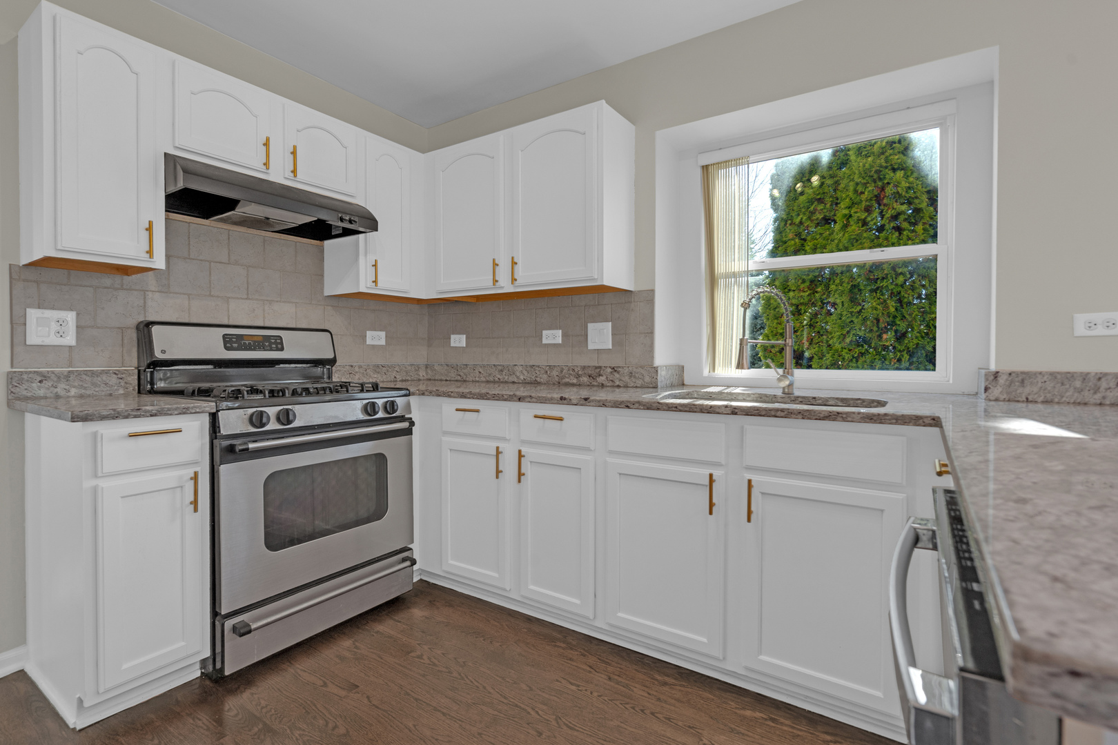 1421 Aster Lane, Bolingbrook, IL 60490