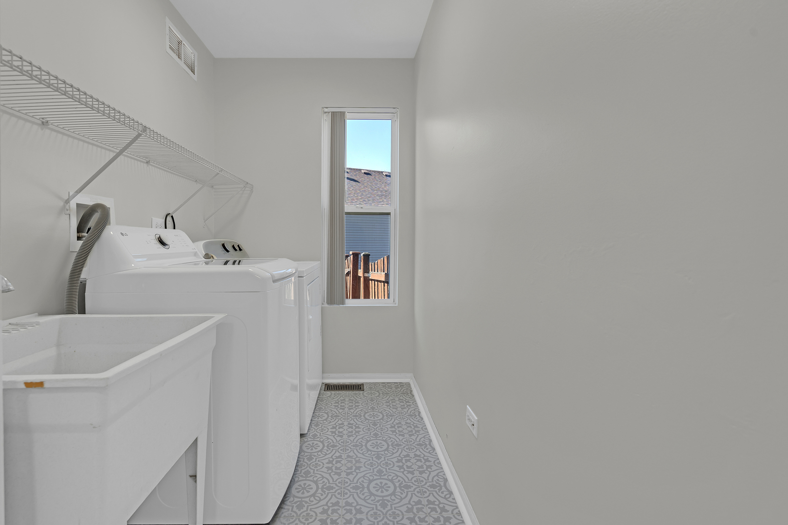 1421 Aster Lane, Bolingbrook, IL 60490