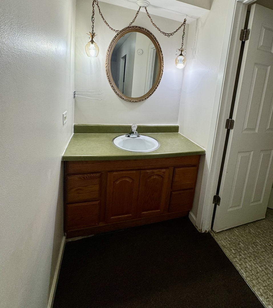 17745 Rosewood Drive #2A, Lansing, IL 60438