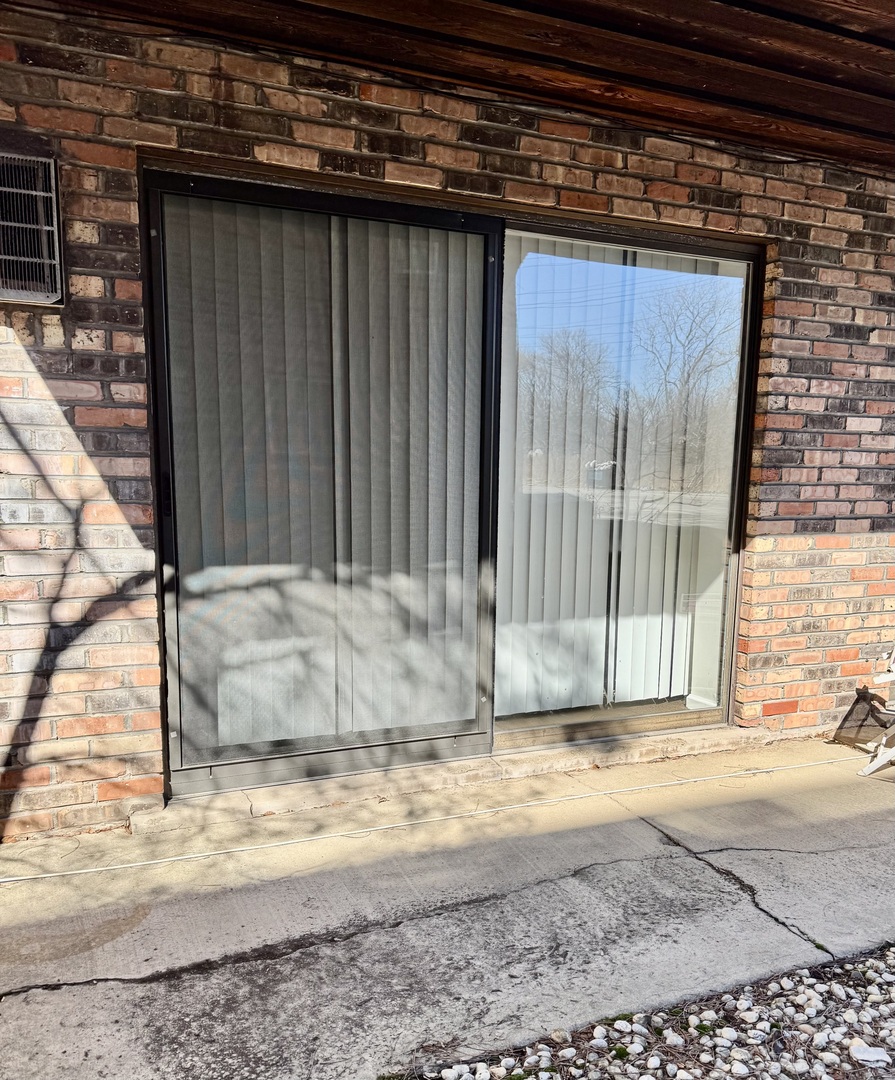 17745 Rosewood Drive #2A, Lansing, IL 60438