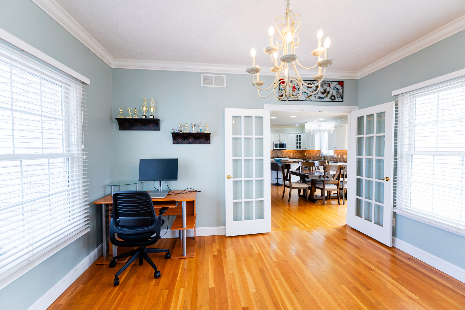 15 Greythorne Circle, Bloomington, IL 61704