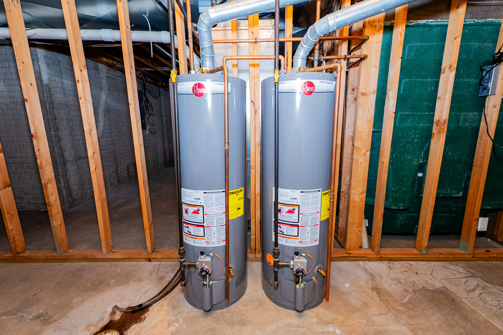 15 Greythorne Circle, Bloomington, IL 61704