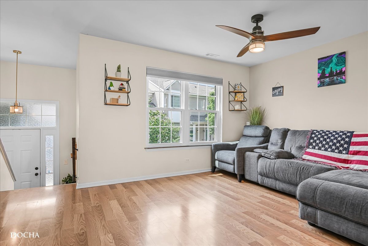 2942 Shelly Lane, Aurora, IL 60504