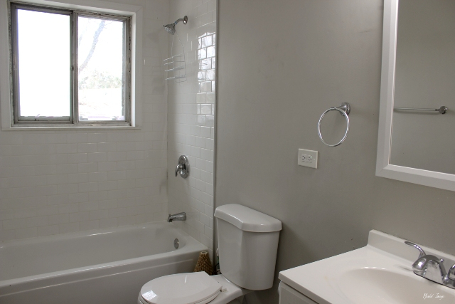 299 Beacon Boulevard, Chicago Heights, IL 60411