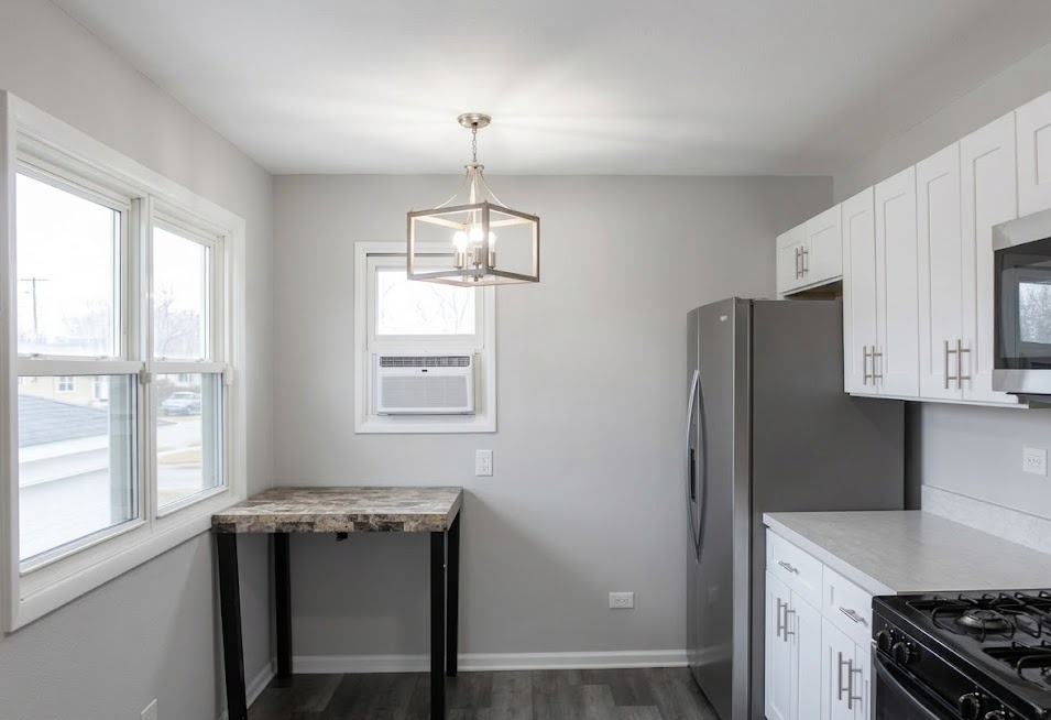 299 Beacon Boulevard, Chicago Heights, IL 60411