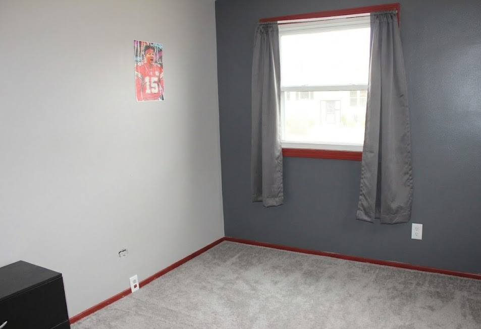 299 Beacon Boulevard, Chicago Heights, IL 60411