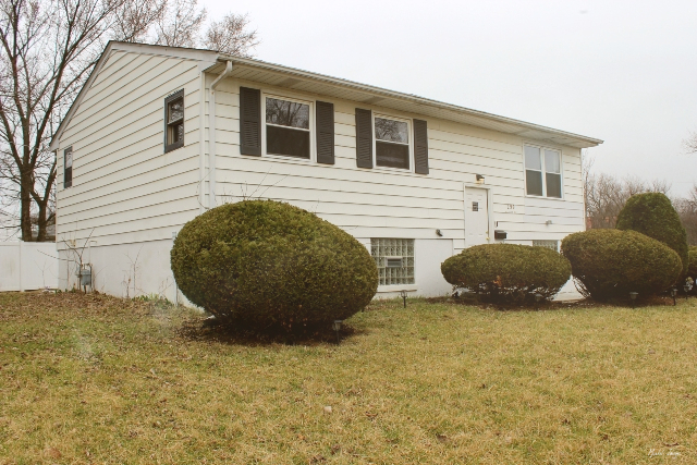 299 Beacon Boulevard, Chicago Heights, IL 60411