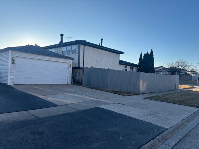 18143 IDLEWILD Drive, Country Club Hills, IL 60478