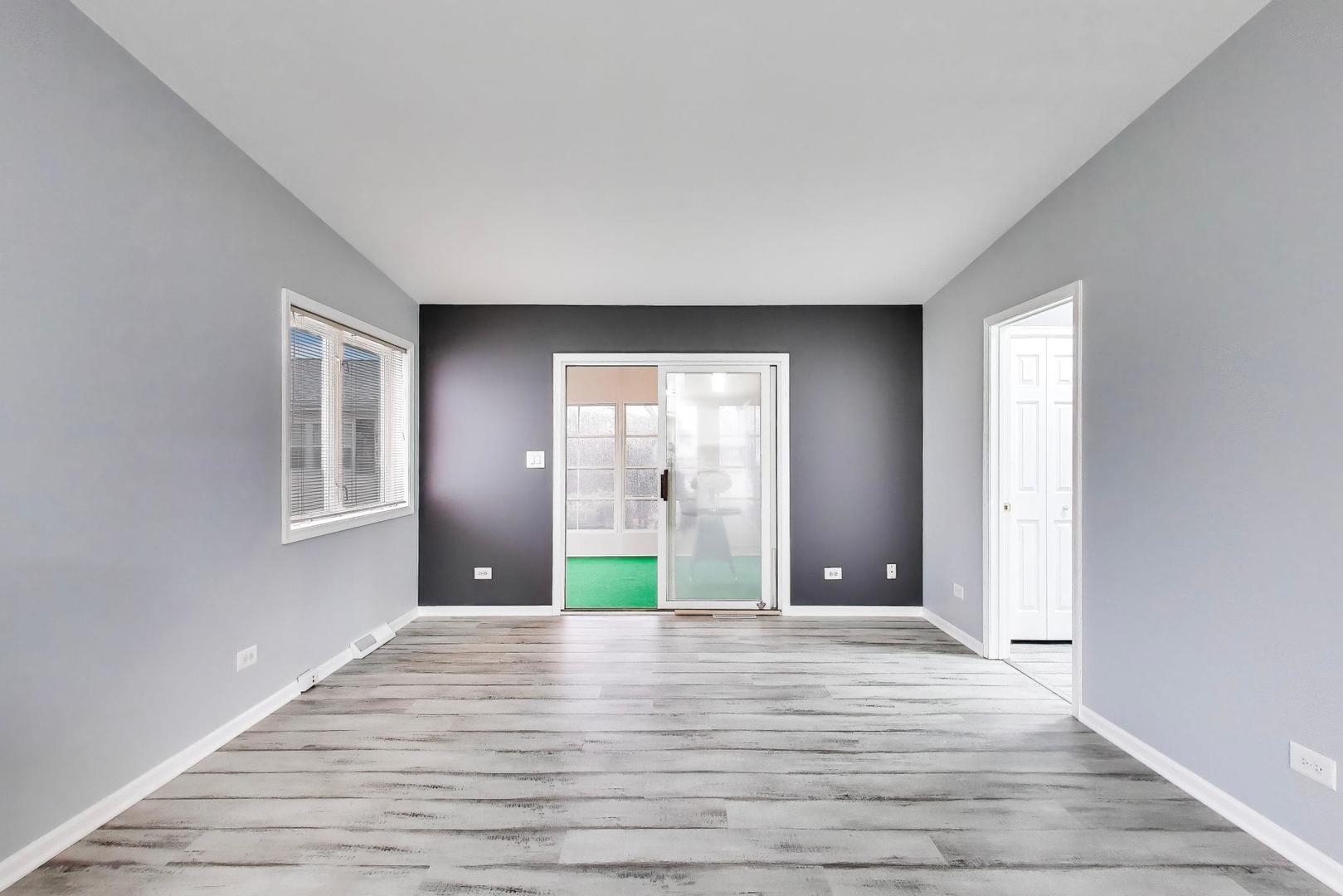 910 Shetland Court, Grayslake, IL 60030