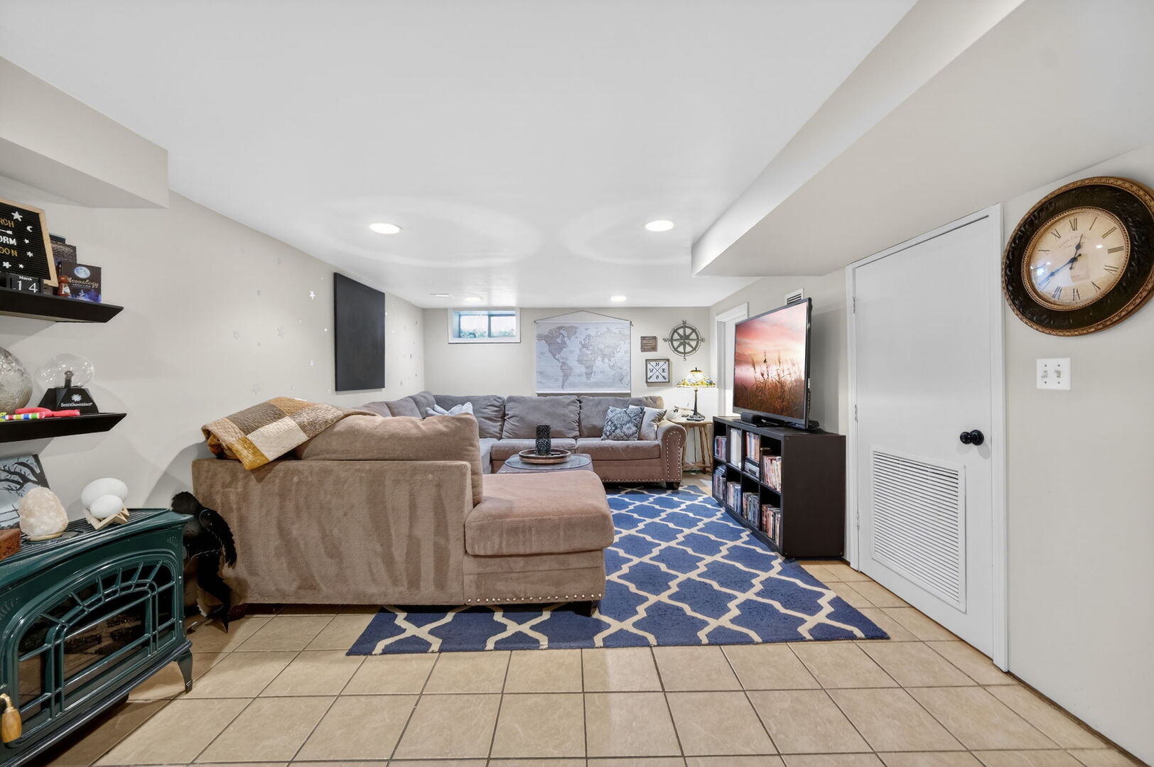 407 Butterfield Road, North Aurora, IL 60542