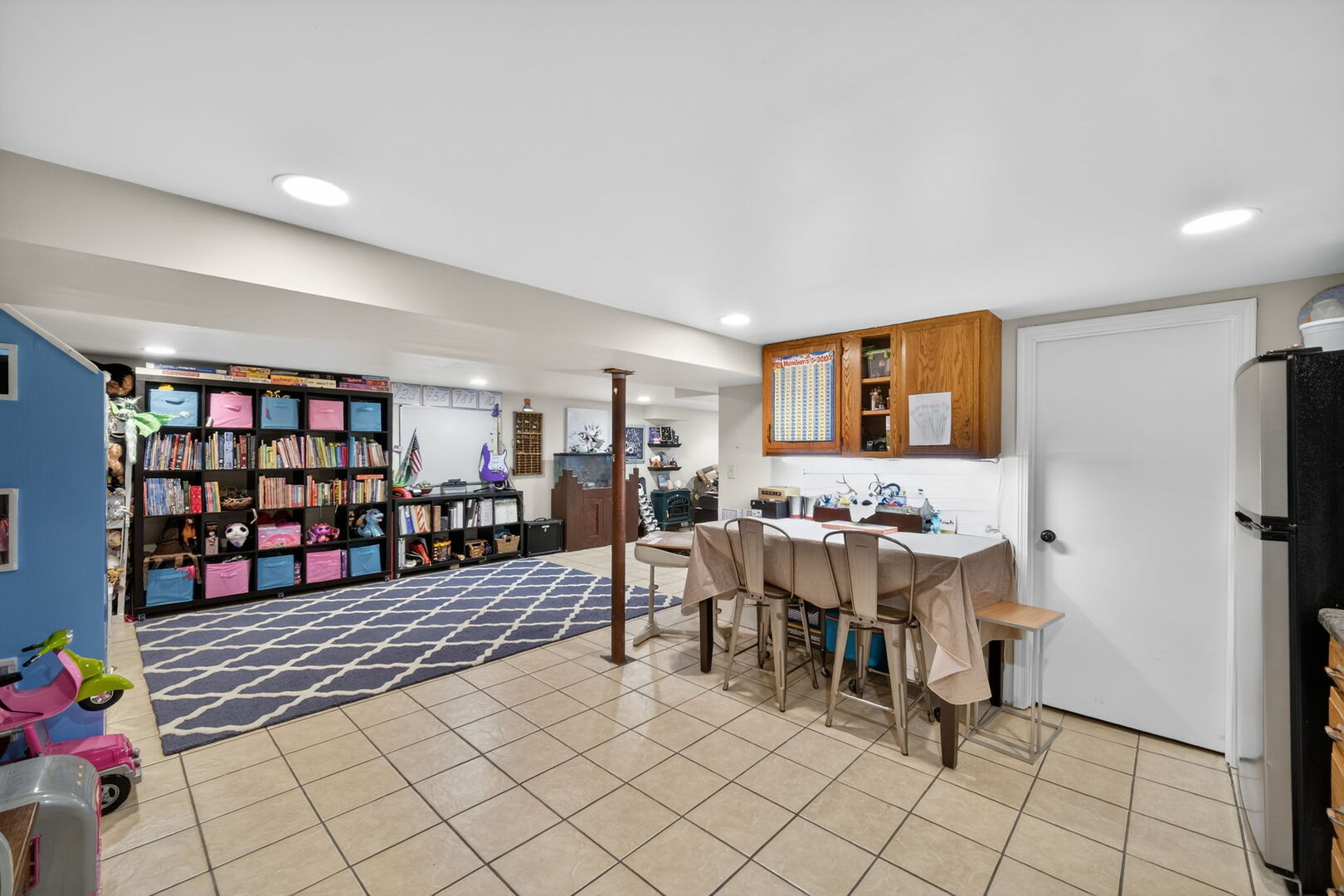 407 Butterfield Road, North Aurora, IL 60542