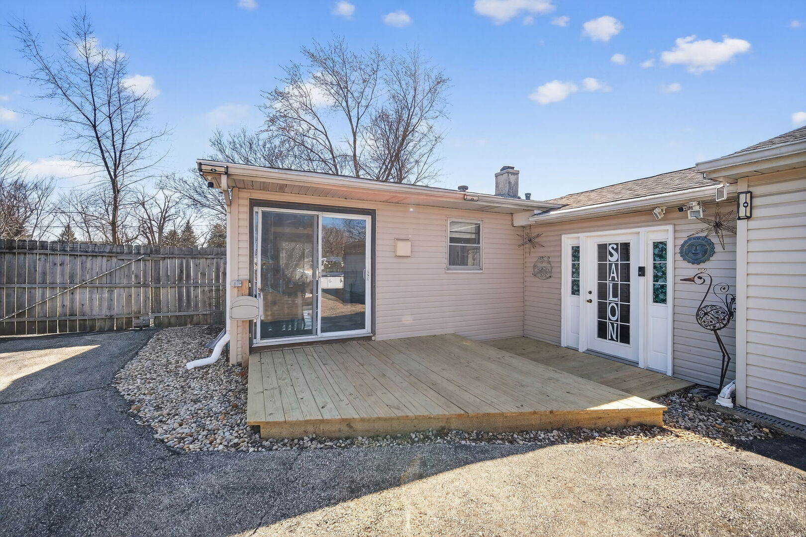 407 Butterfield Road, North Aurora, IL 60542