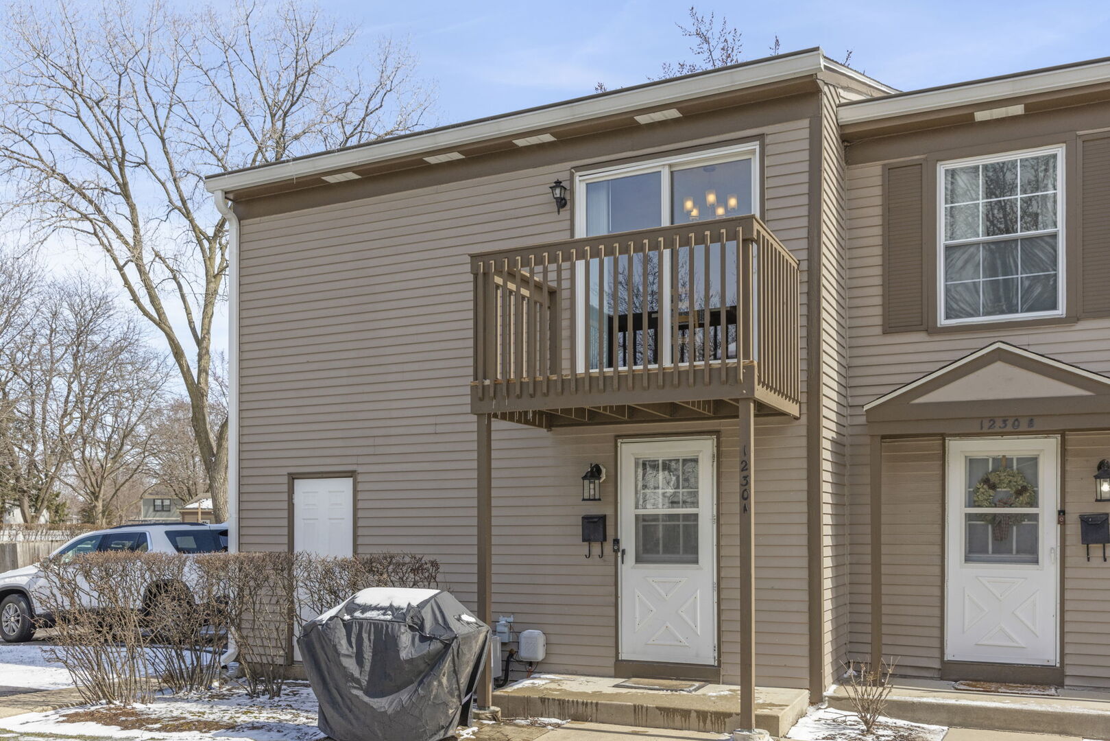 1230 Bunker Hill Court #A, Wheaton, IL 60189