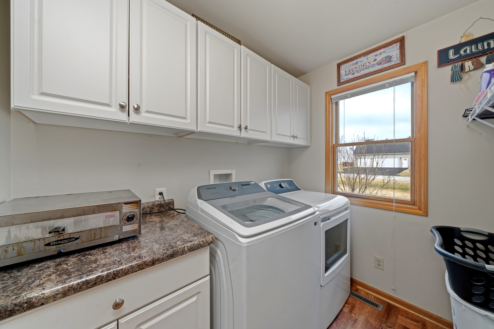 2356 N 4060th Road, Sheridan, IL 60551