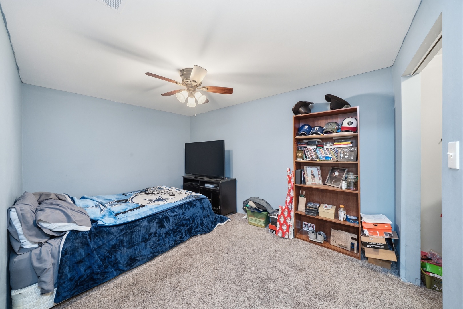 2356 N 4060th Road, Sheridan, IL 60551