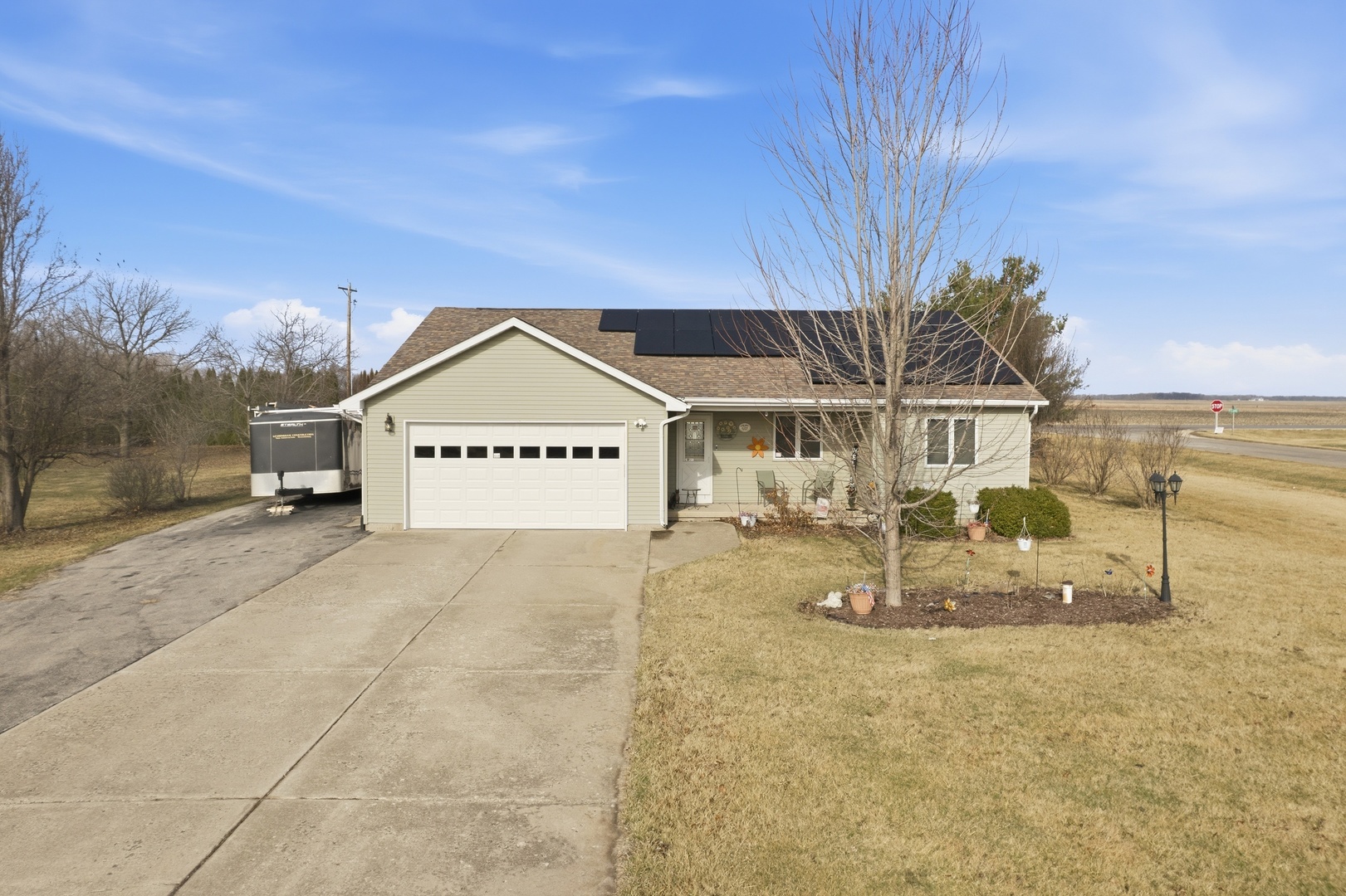 2356 N 4060th Road, Sheridan, IL 60551