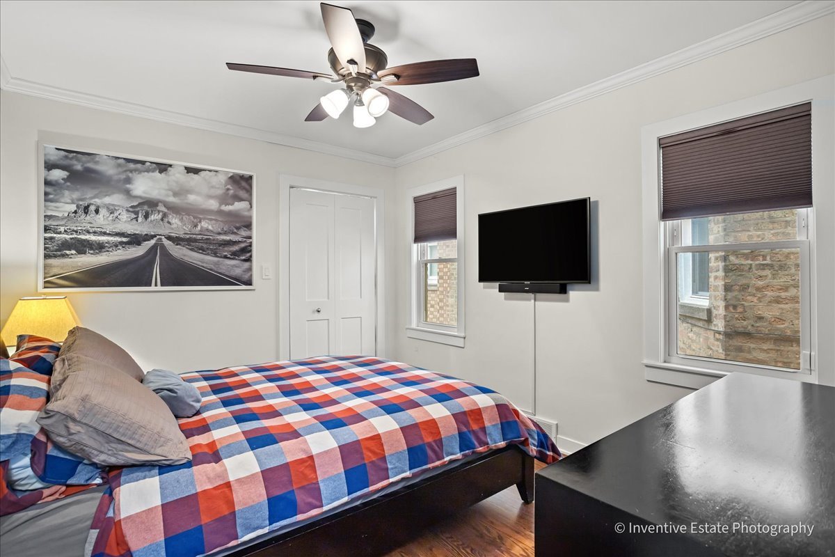 4956 N Menard Avenue, Chicago, IL 60630