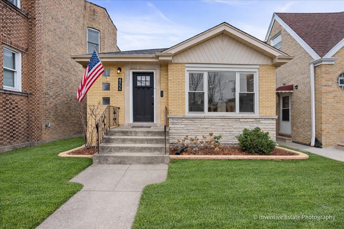 4956 N Menard Avenue, Chicago, IL 60630