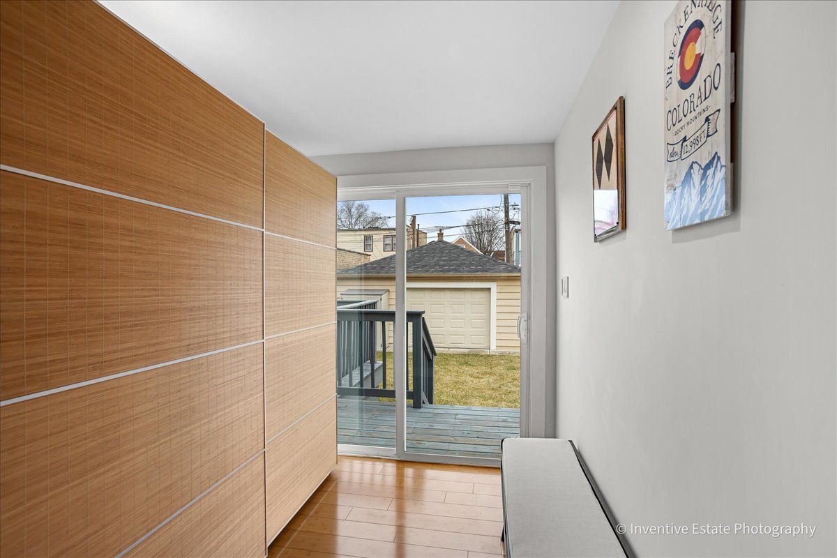 4956 N Menard Avenue, Chicago, IL 60630