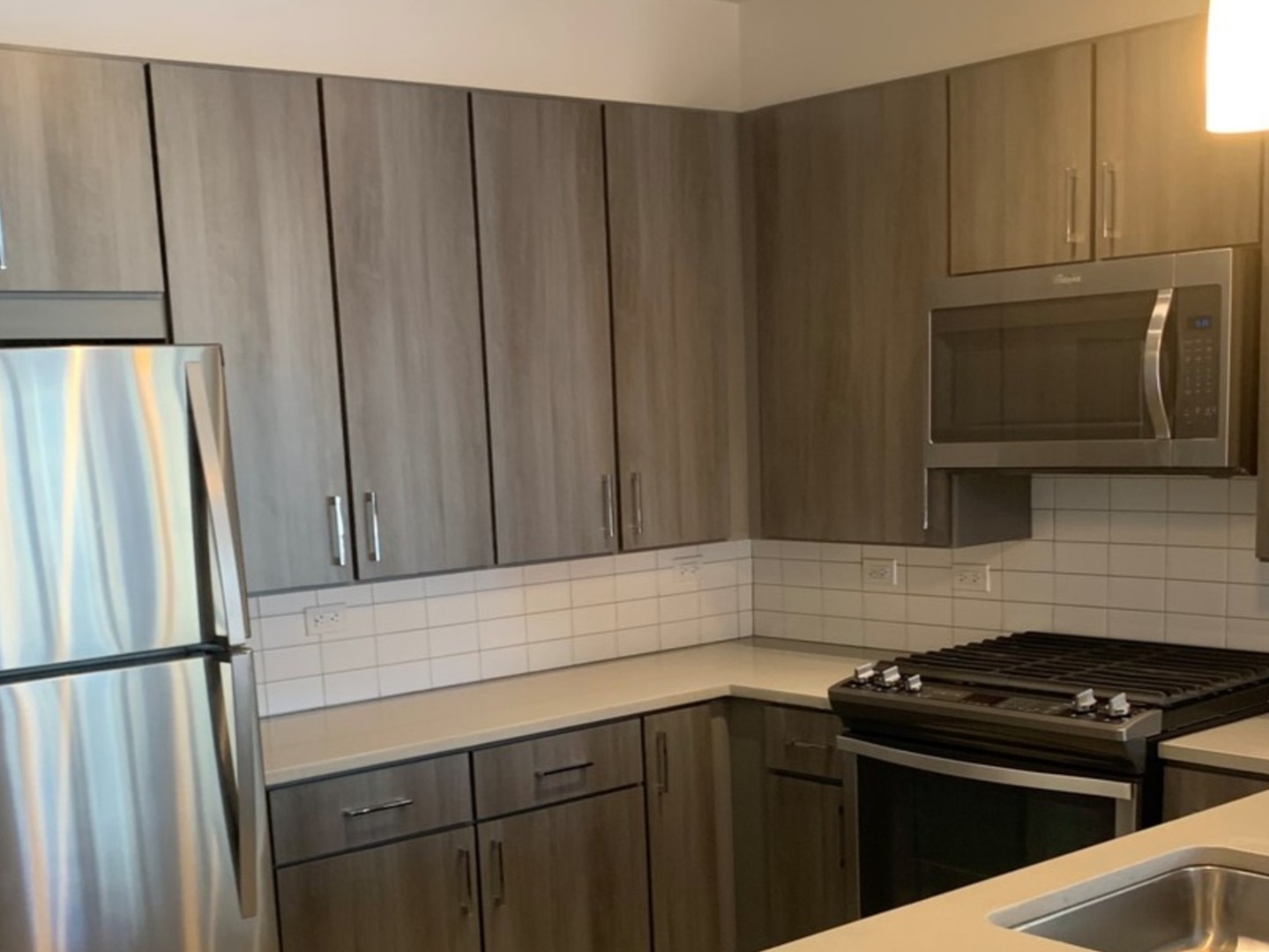 847 CHICAGO Avenue #801, Evanston, IL 60202