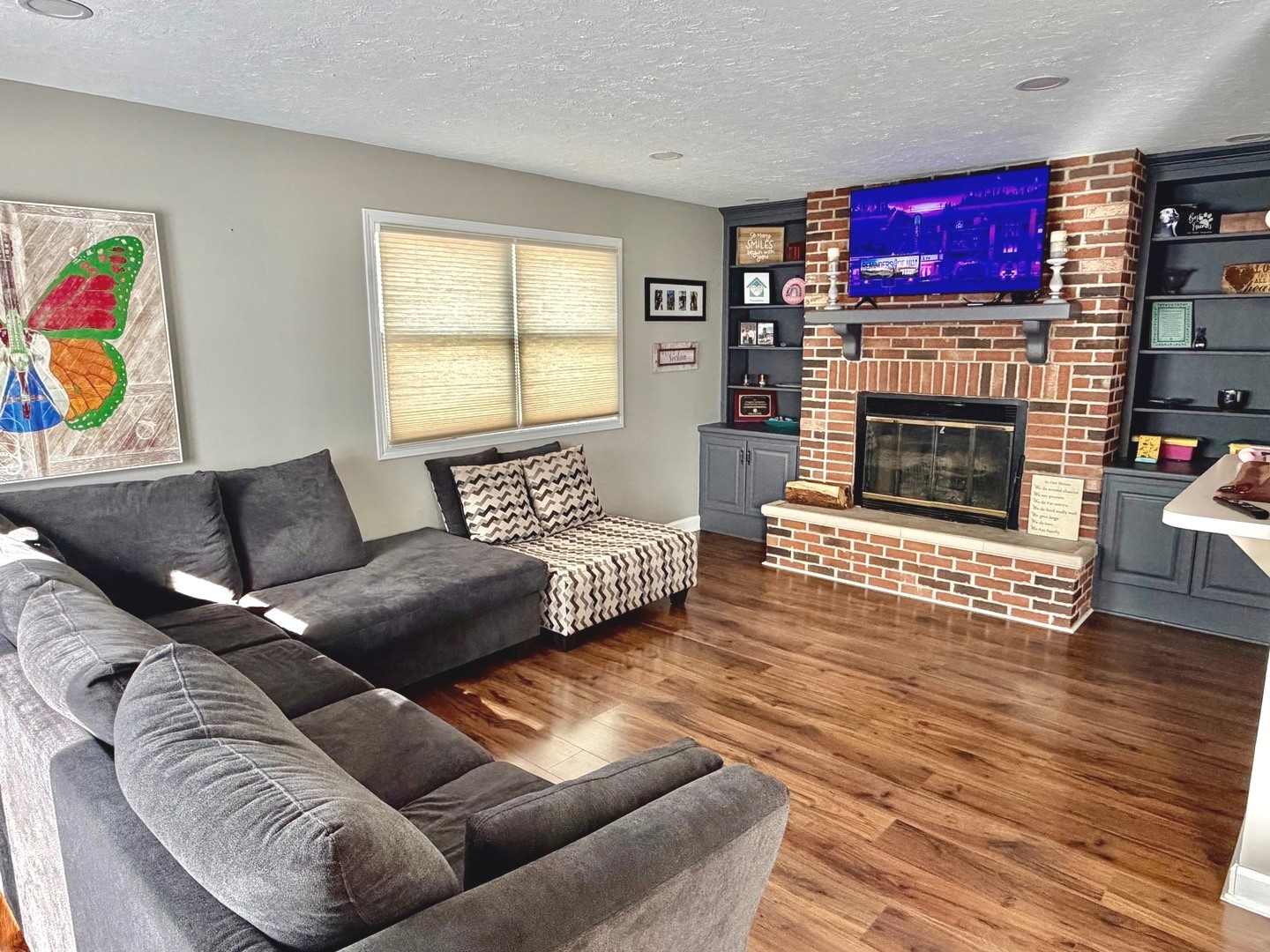 20010 S Pine Hill Road, Frankfort, IL 60423