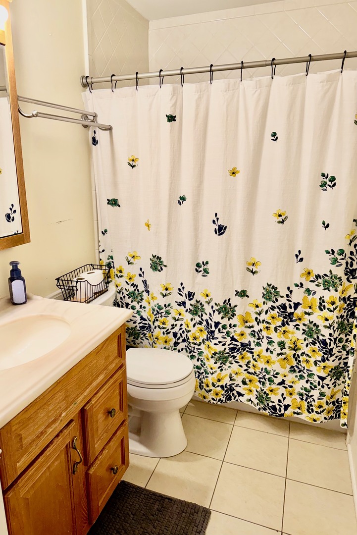 20010 S Pine Hill Road, Frankfort, IL 60423