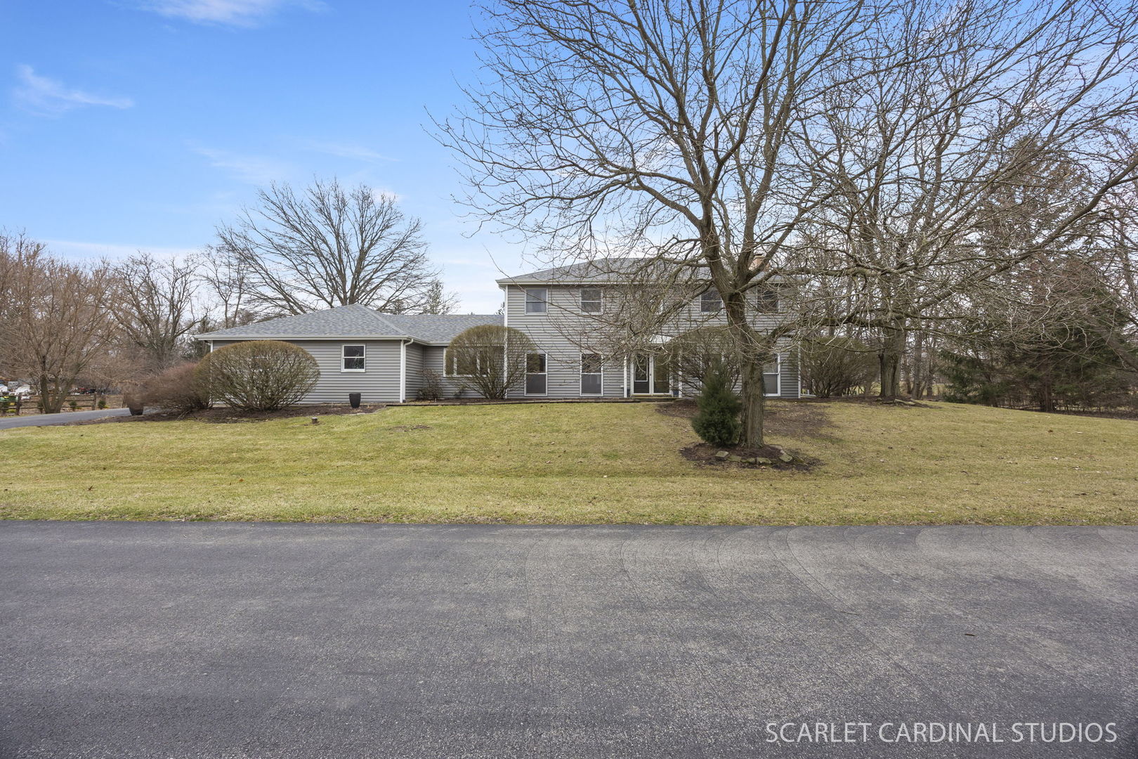 29W509 Point Oak Drive, Warrenville, IL 60555